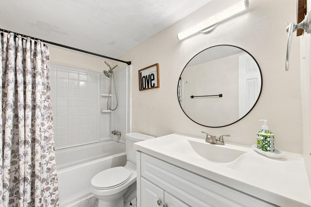 1265 S Flagler Avenue 220, Pompano Beach, FL 33060