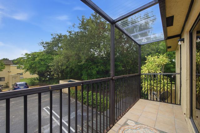 1265 S Flagler Avenue 220, Pompano Beach, FL 33060