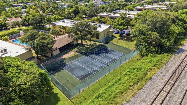 1265 S Flagler Avenue 220, Pompano Beach, FL 33060