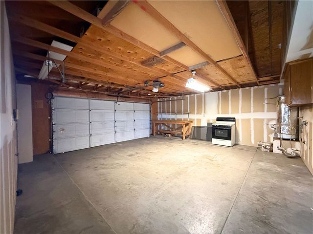 421 Petris Avenue, Ridgecrest, CA 93555