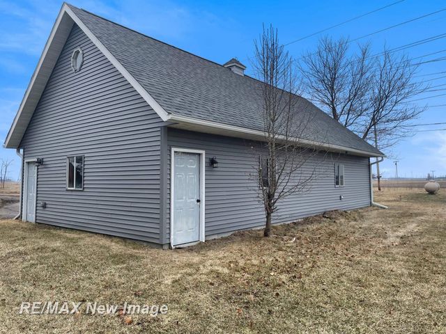 3874 E Kent Road, Ingersoll Twp, MI 48623