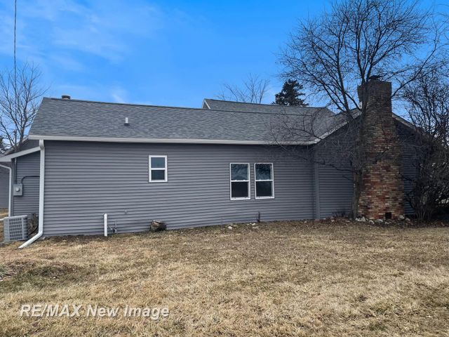 3874 E Kent Road, Ingersoll Twp, MI 48623