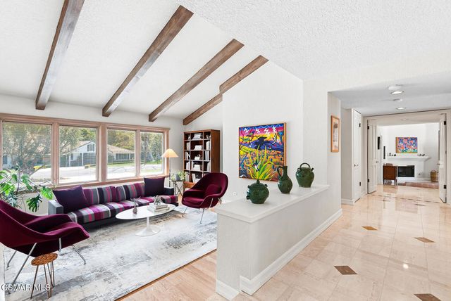 4011 Cresthaven Drive, Westlake Village, CA 91362