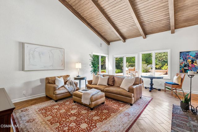 4011 Cresthaven Drive, Westlake Village, CA 91362