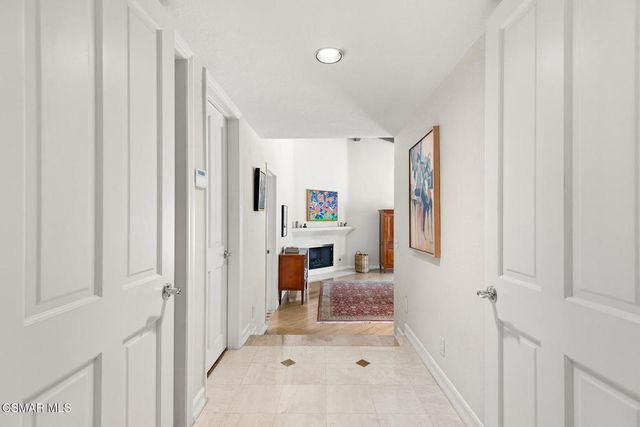 4011 Cresthaven Drive, Westlake Village, CA 91362