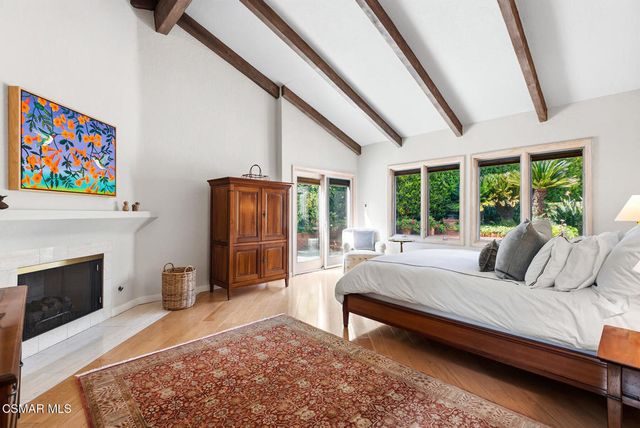 4011 Cresthaven Drive, Westlake Village, CA 91362