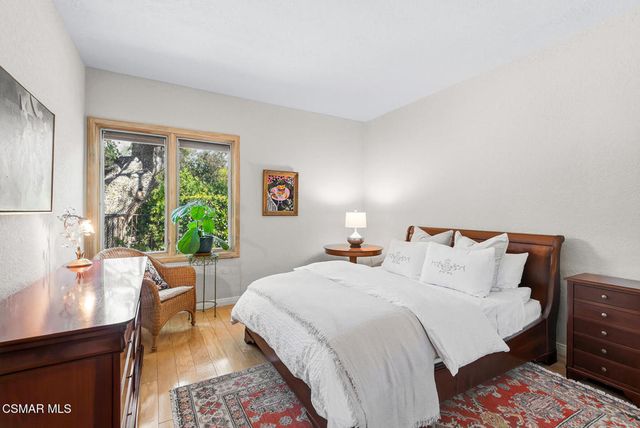 4011 Cresthaven Drive, Westlake Village, CA 91362