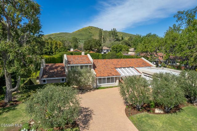 4011 Cresthaven Drive, Westlake Village, CA 91362