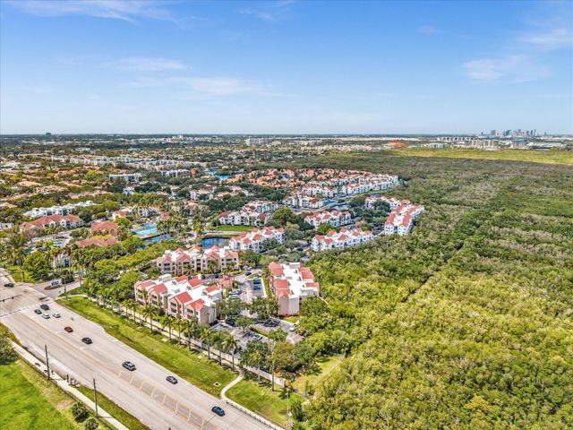 2721 OCEAN CLUB Boulevard 104, Hollywood, FL 33019