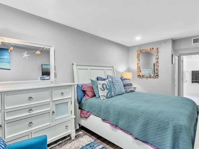 2721 OCEAN CLUB Boulevard 104, Hollywood, FL 33019