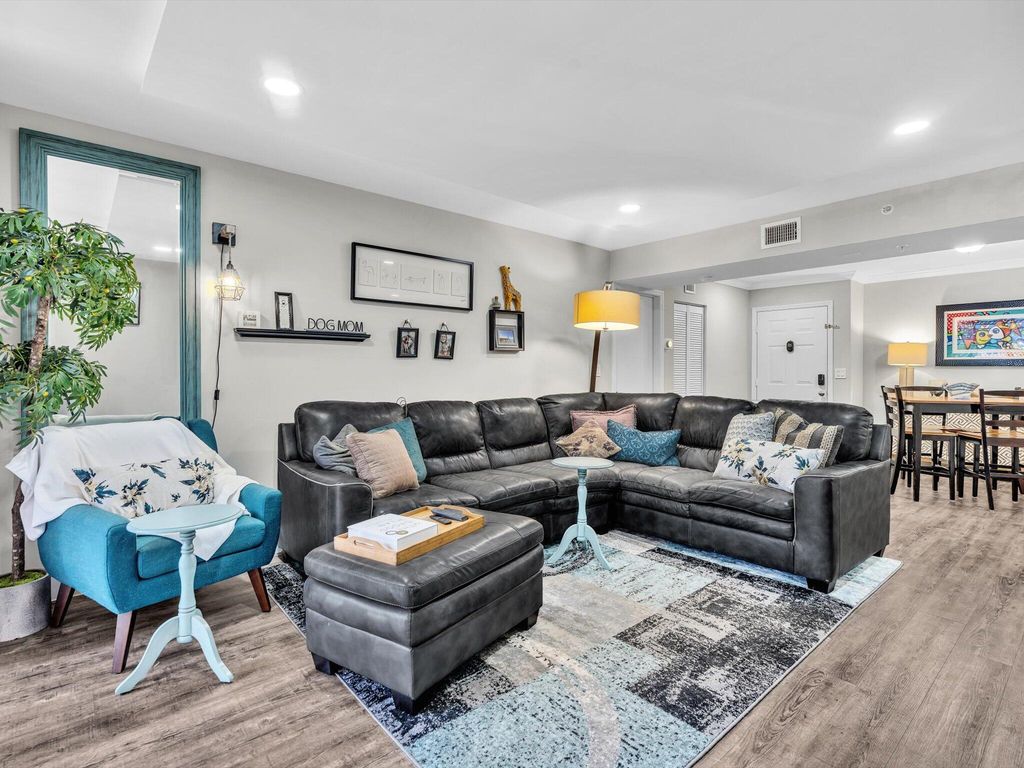 2721 OCEAN CLUB Boulevard 104, Hollywood, FL 33019