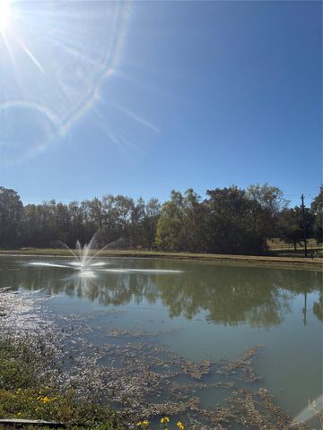 195 Center Street, Cleveland, TX 77327