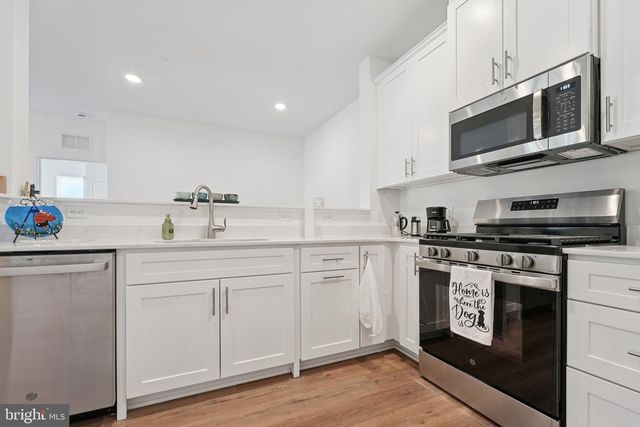 5104 MARY ASHBY WAY, Pennington, NJ 08534