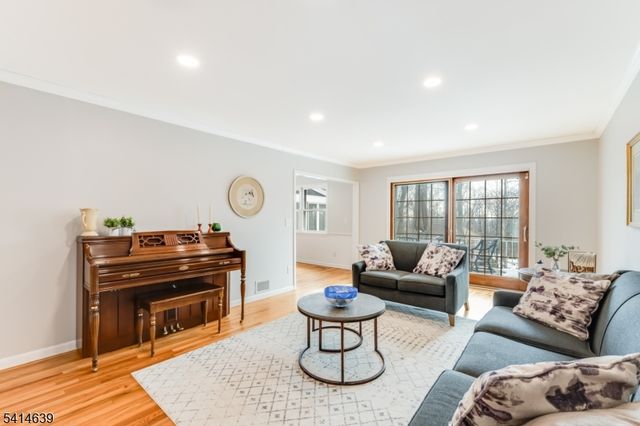 46 Junard Dr, Morris Twp., NJ 07960