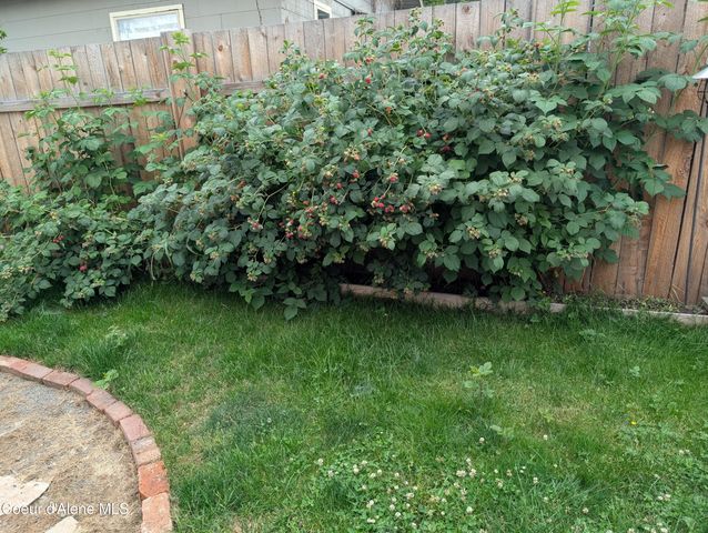 235 S 5th St, St. Maries, ID 83861