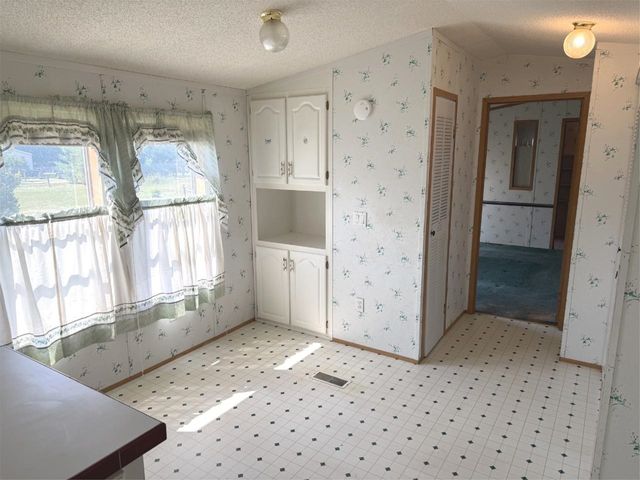 77 Estates Drive, Cambridge, VT 05444