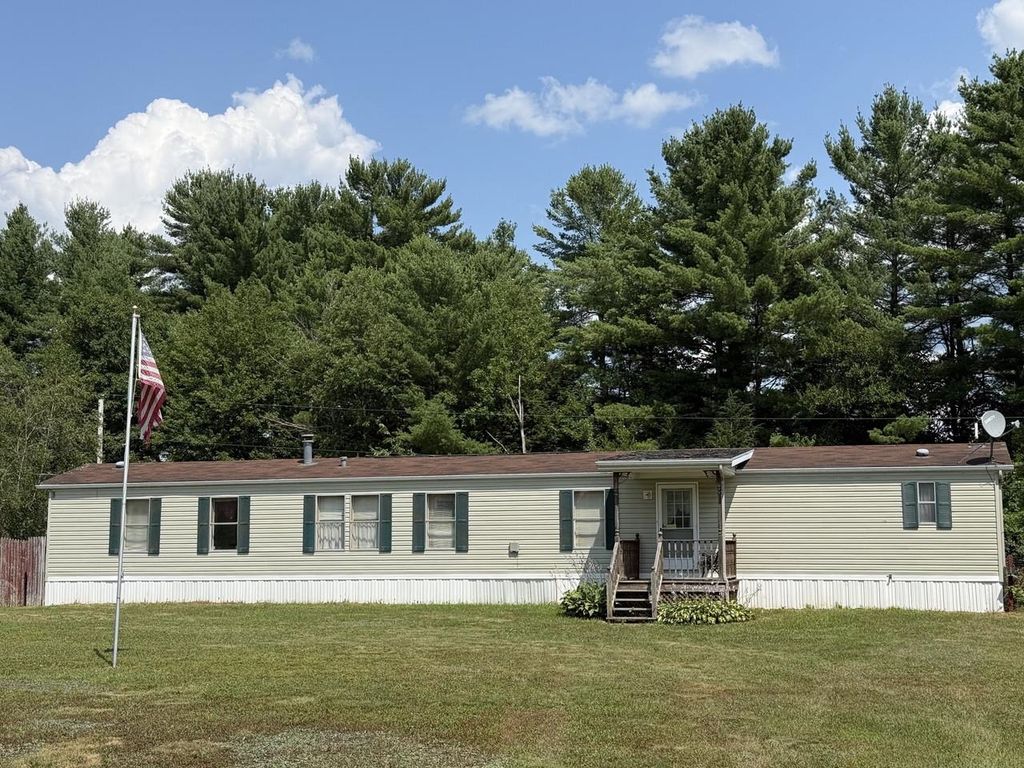 77 Estates Drive, Cambridge, VT 05444
