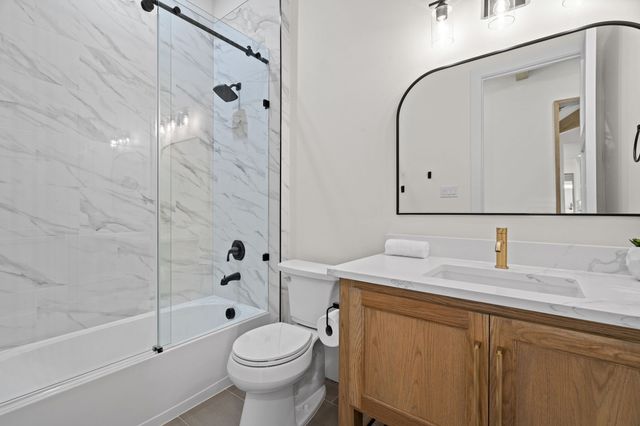 1040 Eagles Bluff Drive, Weatherford, TX 76087