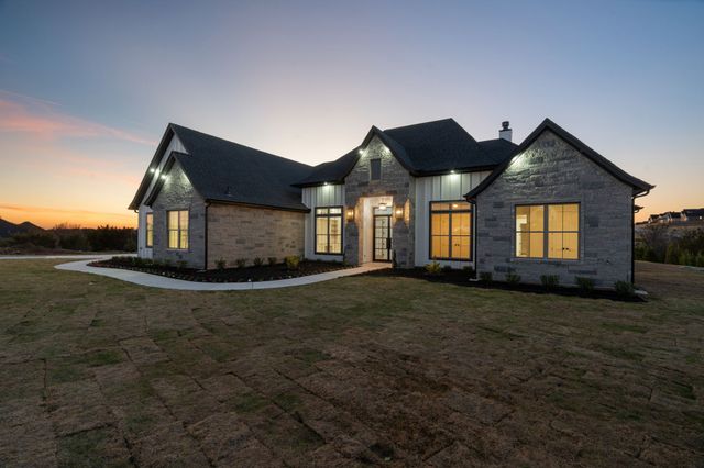 1040 Eagles Bluff Drive, Weatherford, TX 76087