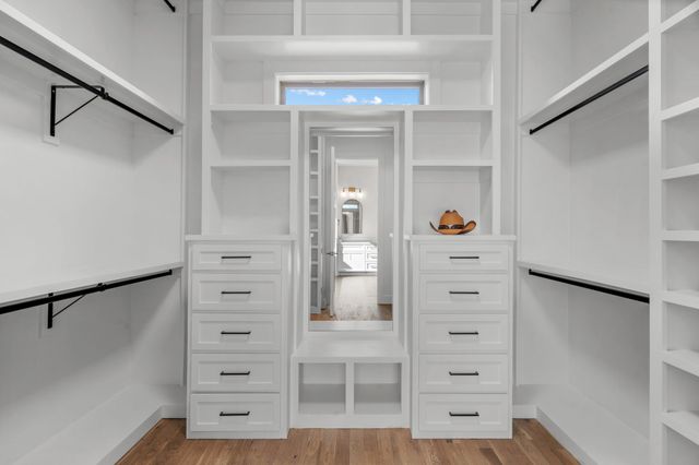 1040 Eagles Bluff Drive, Weatherford, TX 76087