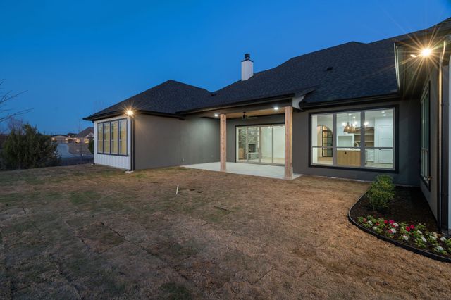 1040 Eagles Bluff Drive, Weatherford, TX 76087