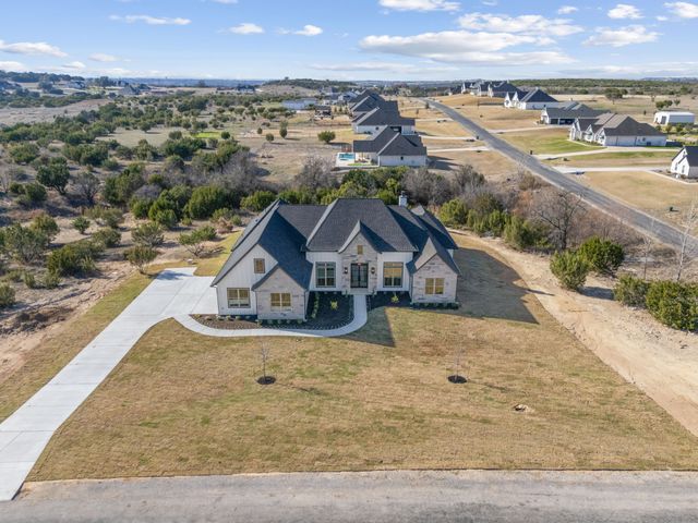 1040 Eagles Bluff Drive, Weatherford, TX 76087