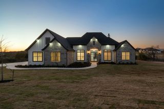 1040 Eagles Bluff Drive, Weatherford, TX 76087