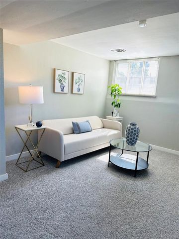 1400 S Clermont Street 7, Denver, CO 80222