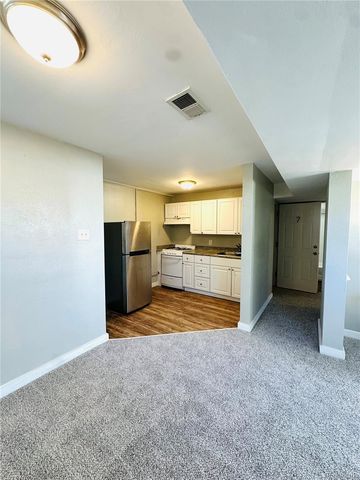 1400 S Clermont Street 7, Denver, CO 80222