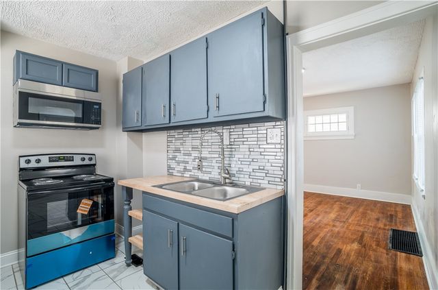 2061 Emerson Avenue, Dayton, OH 45406