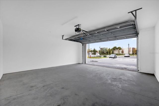 879 CITY WALK LANE, Oviedo, FL 32765