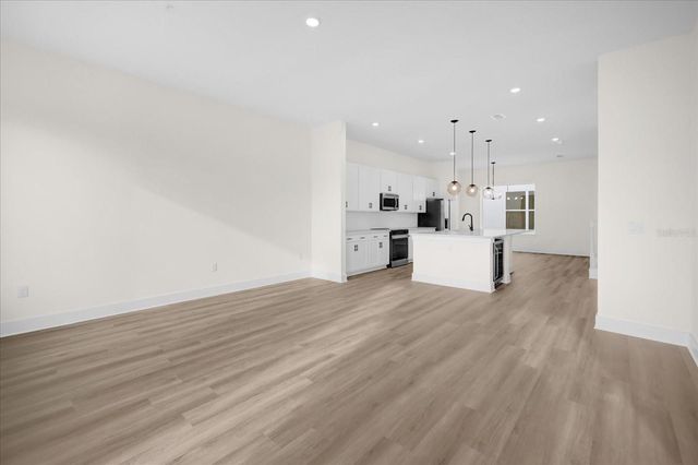 879 CITY WALK LANE, Oviedo, FL 32765