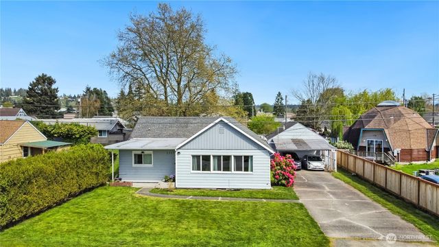 1317 47th Avenue E, Fife, WA 98424