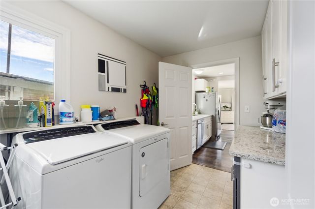 1317 47th Avenue E, Fife, WA 98424