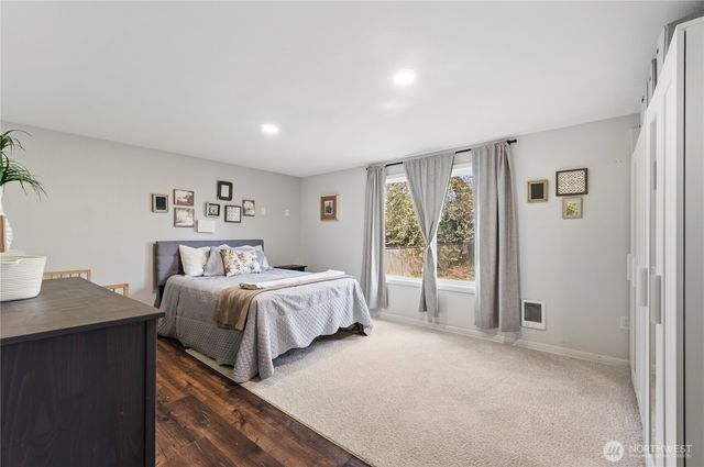 1317 47th Avenue E, Fife, WA 98424