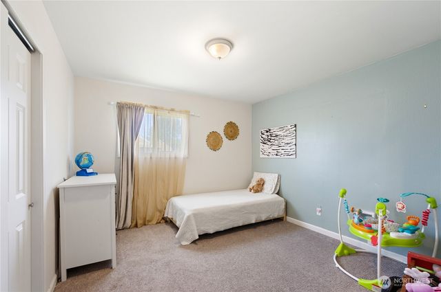 1317 47th Avenue E, Fife, WA 98424