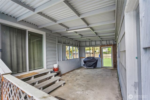 1317 47th Avenue E, Fife, WA 98424