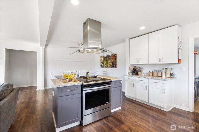 1317 47th Avenue E, Fife, WA 98424