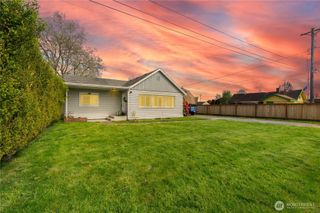 1317 47th Avenue E, Fife, WA 98424