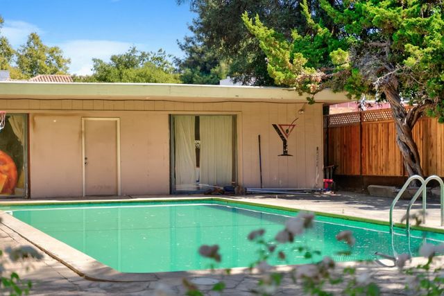 1190 Emory Street, San Jose, CA 95126