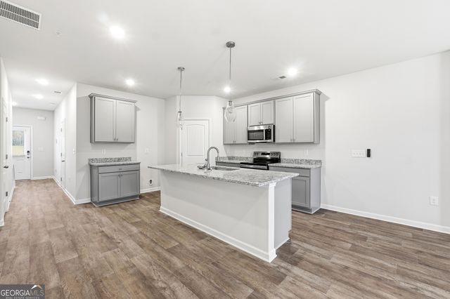8397 Columbia Court, Palmetto, GA 30268