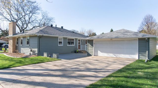 14590 Chianti Avenue W, Rosemount, MN 55068