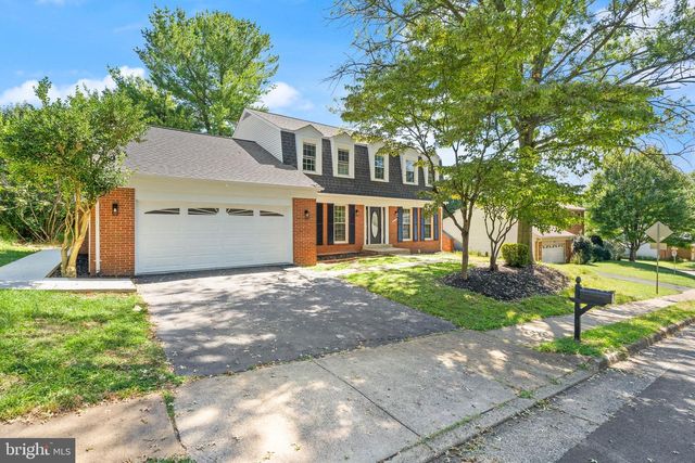 6121 WINNEPEG DR, Burke, VA 22015