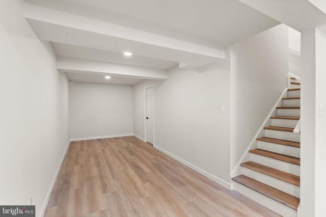 6121 WINNEPEG DR, Burke, VA 22015
