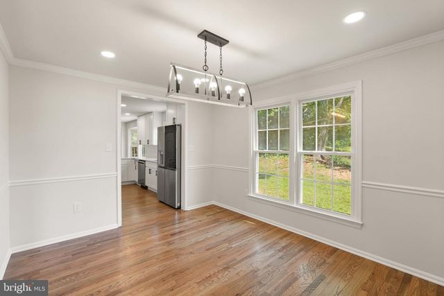 6121 WINNEPEG DR, Burke, VA 22015