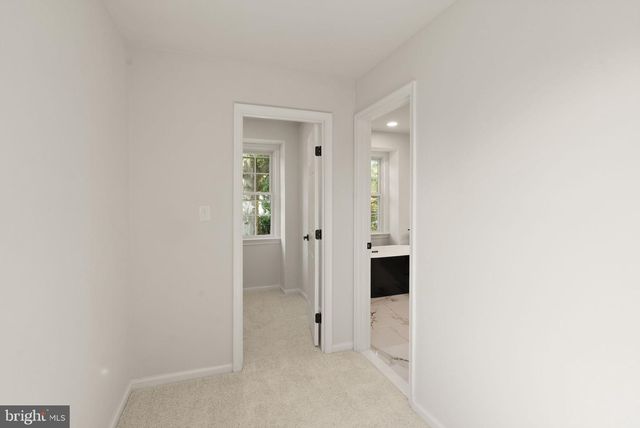 6121 WINNEPEG DR, Burke, VA 22015