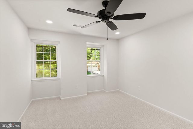 6121 WINNEPEG DR, Burke, VA 22015