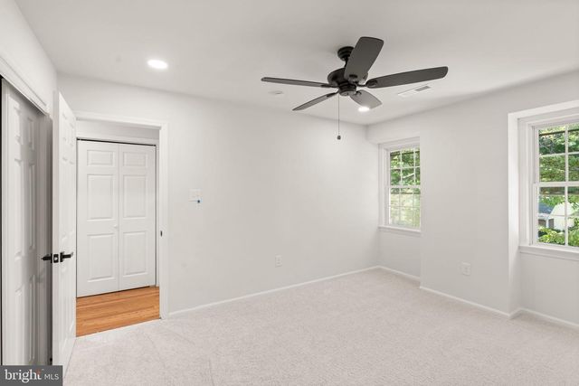 6121 WINNEPEG DR, Burke, VA 22015