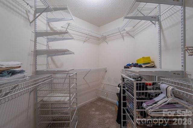 131 Ewarts Pond Road, Hendersonville, NC 28739