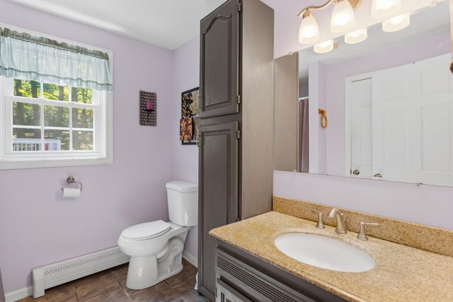 70 South Bow Road, Hooksett, NH 03106